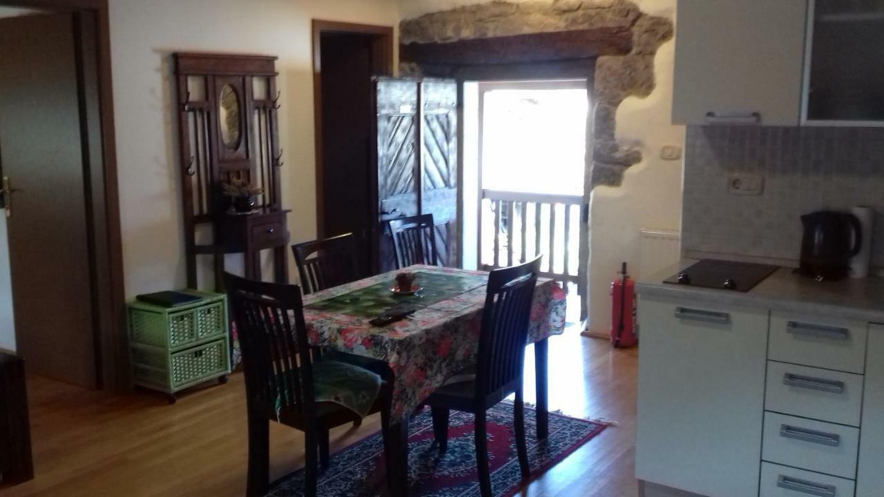 Apartmaji Pri Zivcovih Dutovlje 외부 사진